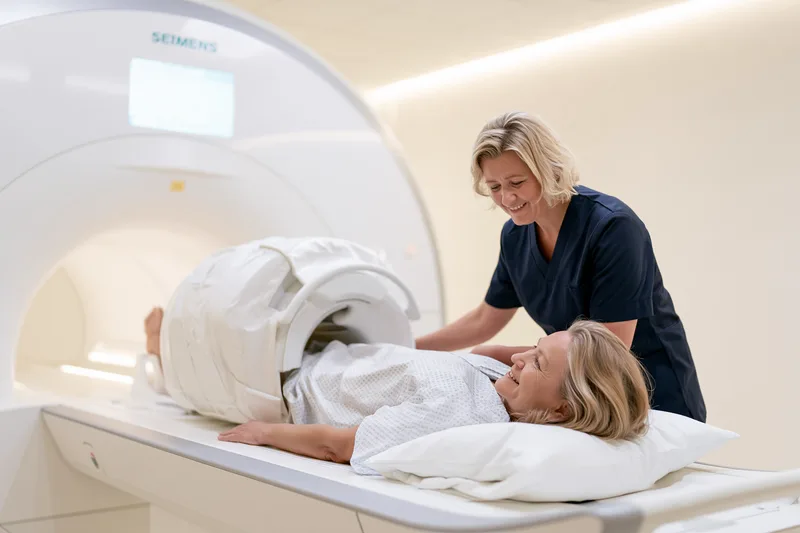 Desmoid Tumor Treatment Without Surgery: How To Monitor, Treat And Know When To Act 2 Active surveillance for desmoid tumor mri